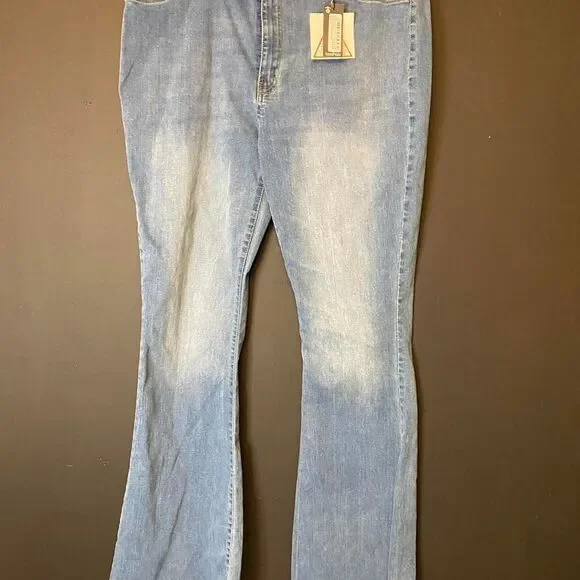 Boohoo Women's Blue Jeans - Picture 1 of 8